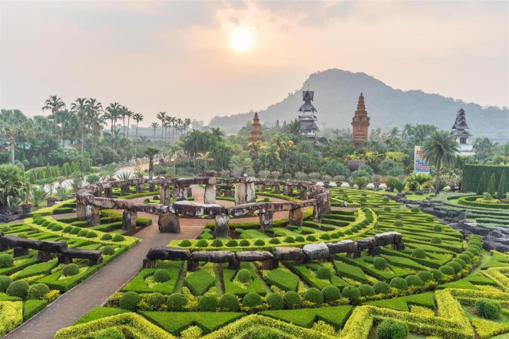 Hotel Baan Pimpisa Bang Sare Exterior foto