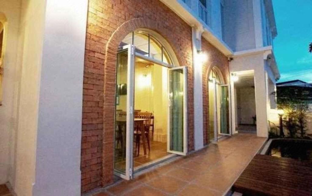 Hotel Baan Pimpisa Bang Sare Exterior foto