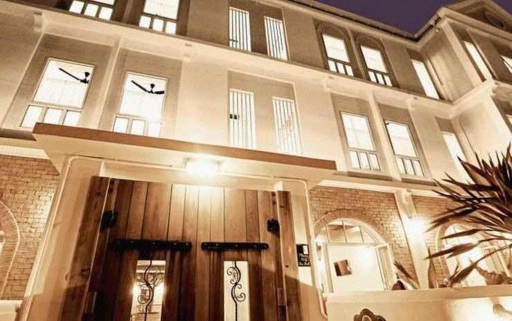 Hotel Baan Pimpisa Bang Sare Exterior foto