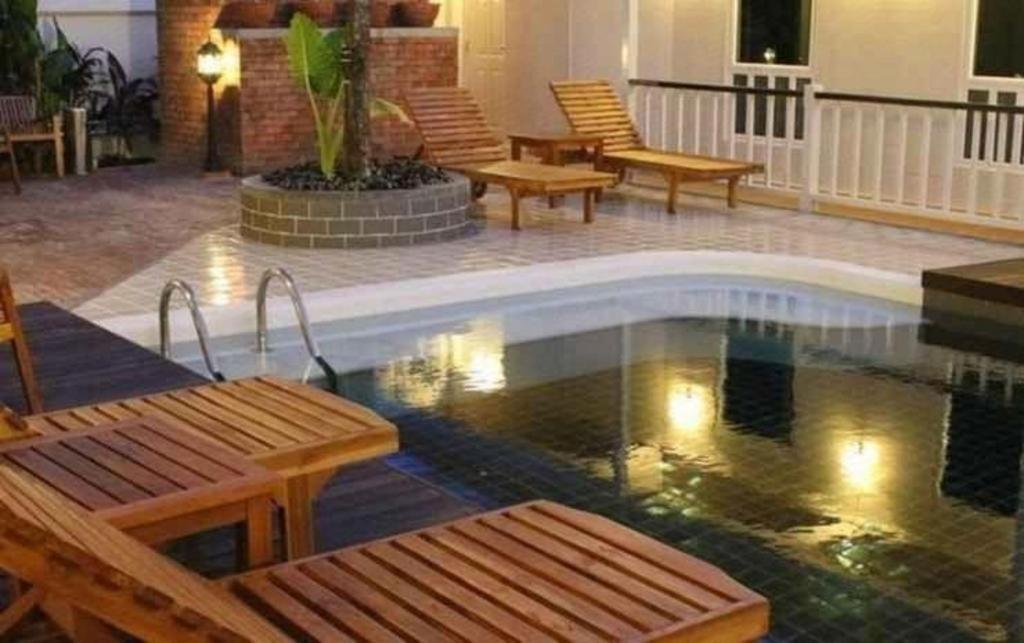 Hotel Baan Pimpisa Bang Sare Exterior foto
