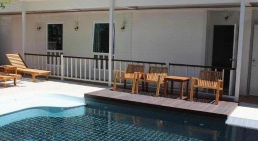 Hotel Baan Pimpisa Bang Sare Exterior foto