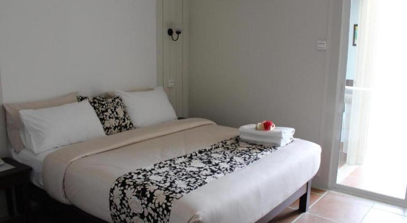 Hotel Baan Pimpisa Bang Sare Exterior foto