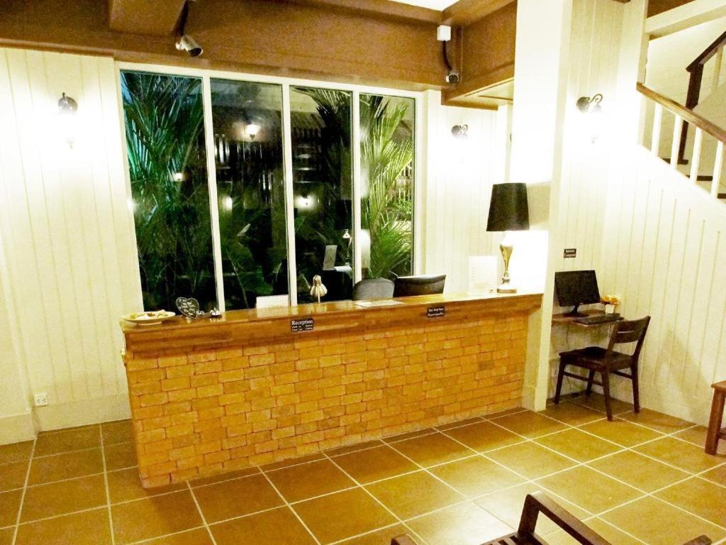 Hotel Baan Pimpisa Bang Sare Exterior foto